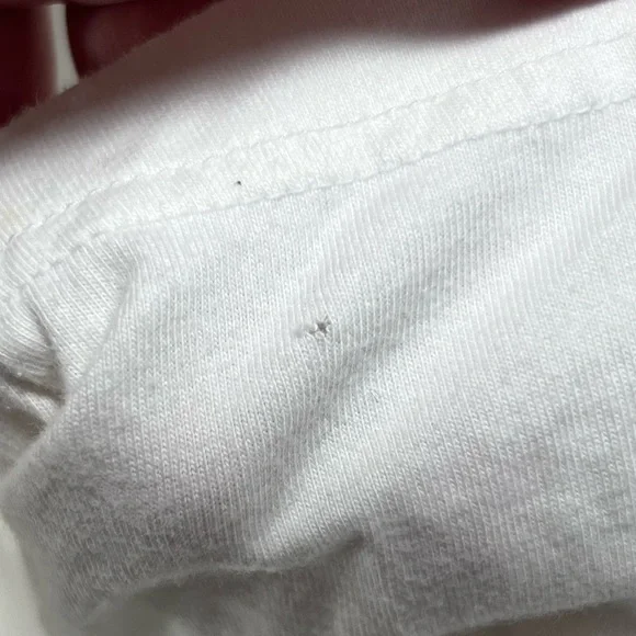 Adidas Strawberry Graphic Tee size XL extra large - Picture 6 of 6